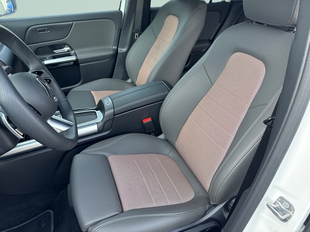 Mercedes-Benz EQA EQA 250+ (foto 12)