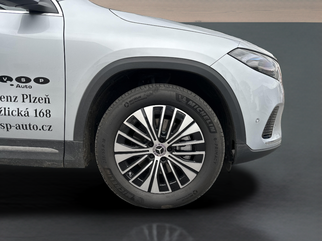 Mercedes-Benz EQA EQA 300 4MATIC (foto 8)
