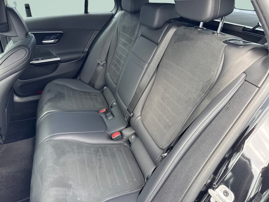 Mercedes-Benz C 300 AMG paket C 300 4MATIC kombi (foto 13)