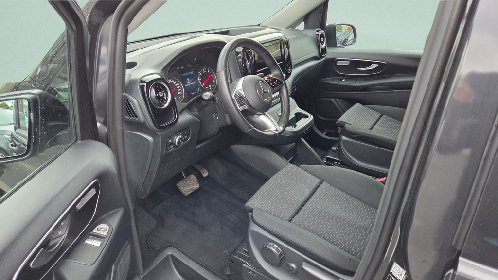 Mercedes-Benz Vito 119 CDI/L Tourer Select 4x4 (foto 8)