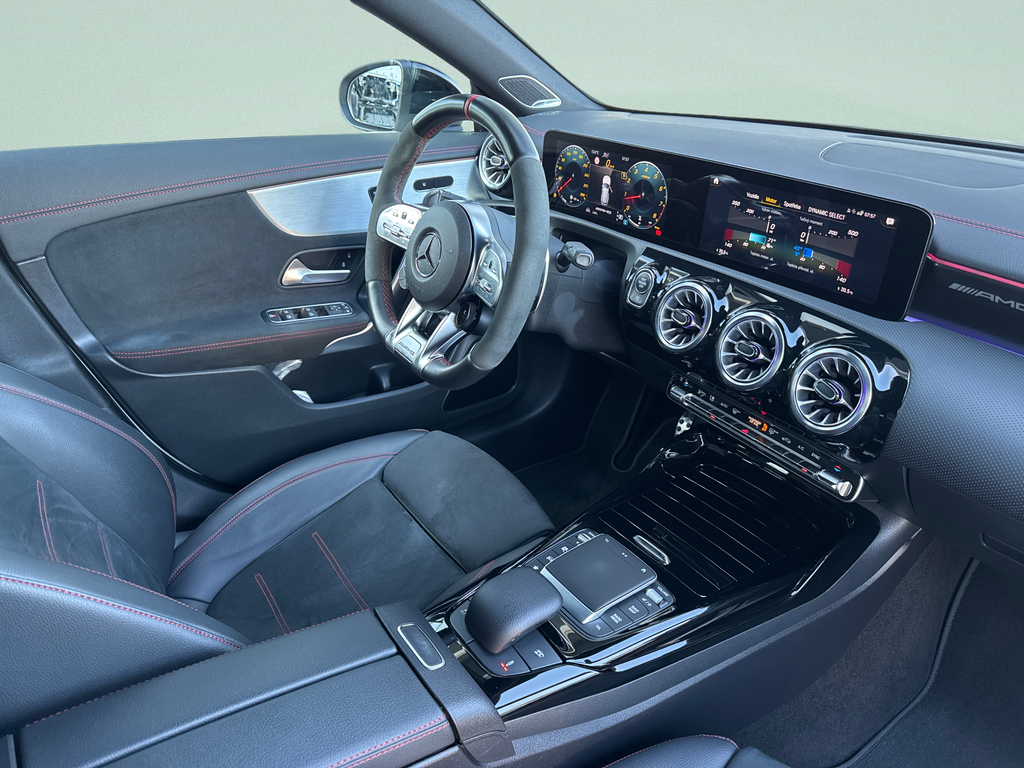 Mercedes-Benz CLA 45 AMG SB 45 S 4MATIC+ (foto 12)