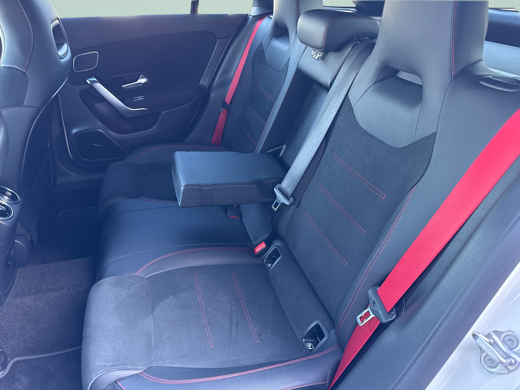 Mercedes-Benz CLA 45 AMG SB 45 S 4MATIC+ (foto 15)