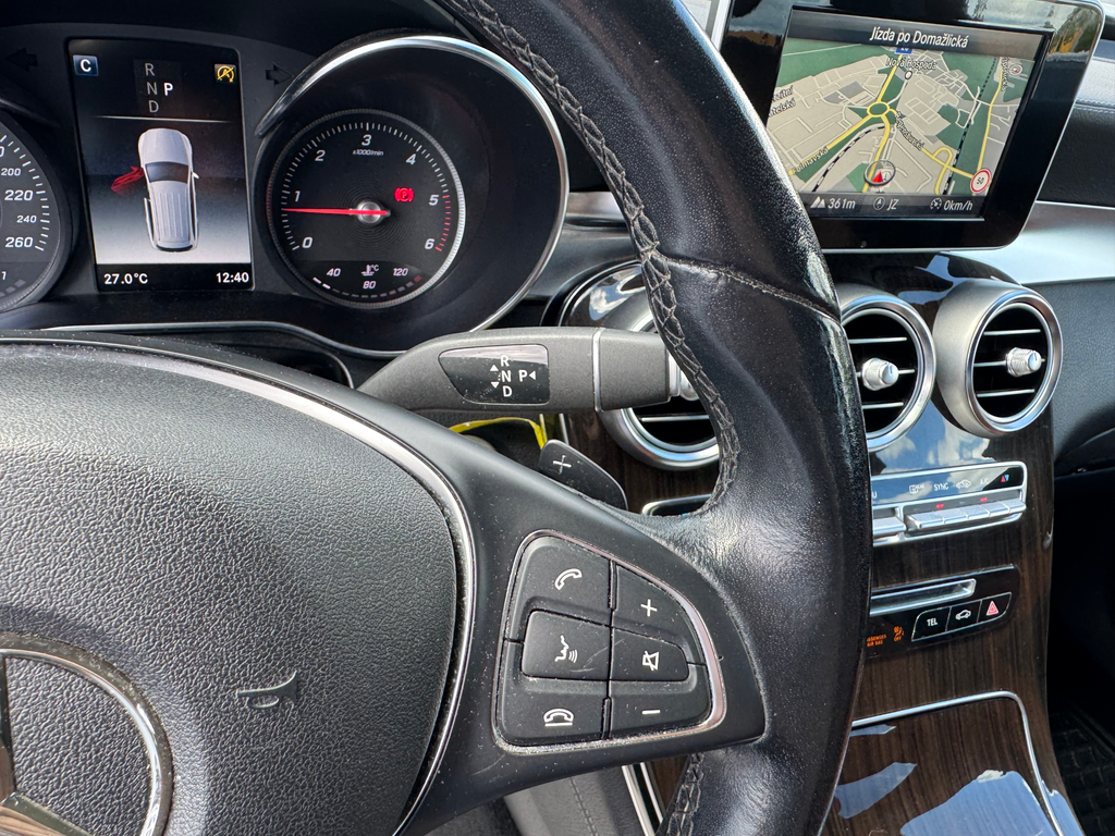 Mercedes-Benz GLC 220 GLC 220d 4MATIC (foto 19)