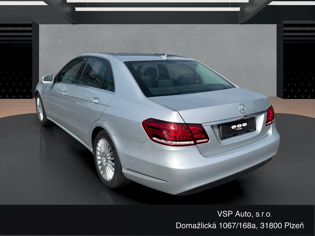 Mercedes-Benz E 350 350 BlueTec 4MATIC (foto 2)