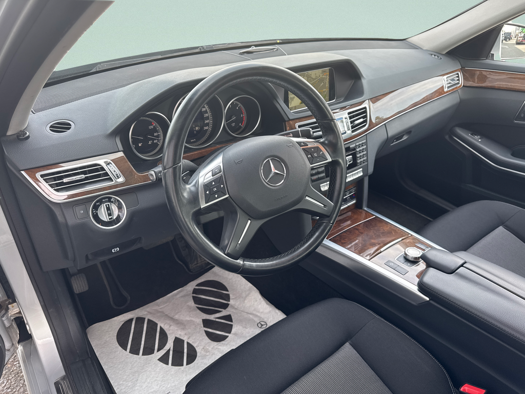 Mercedes-Benz E 350 350 BlueTec 4MATIC (foto 8)