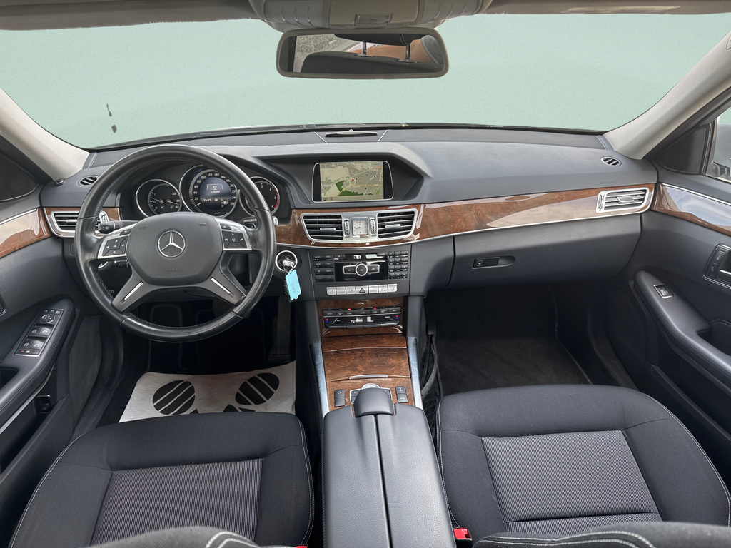 Mercedes-Benz E 350 350 BlueTec 4MATIC (foto 10)