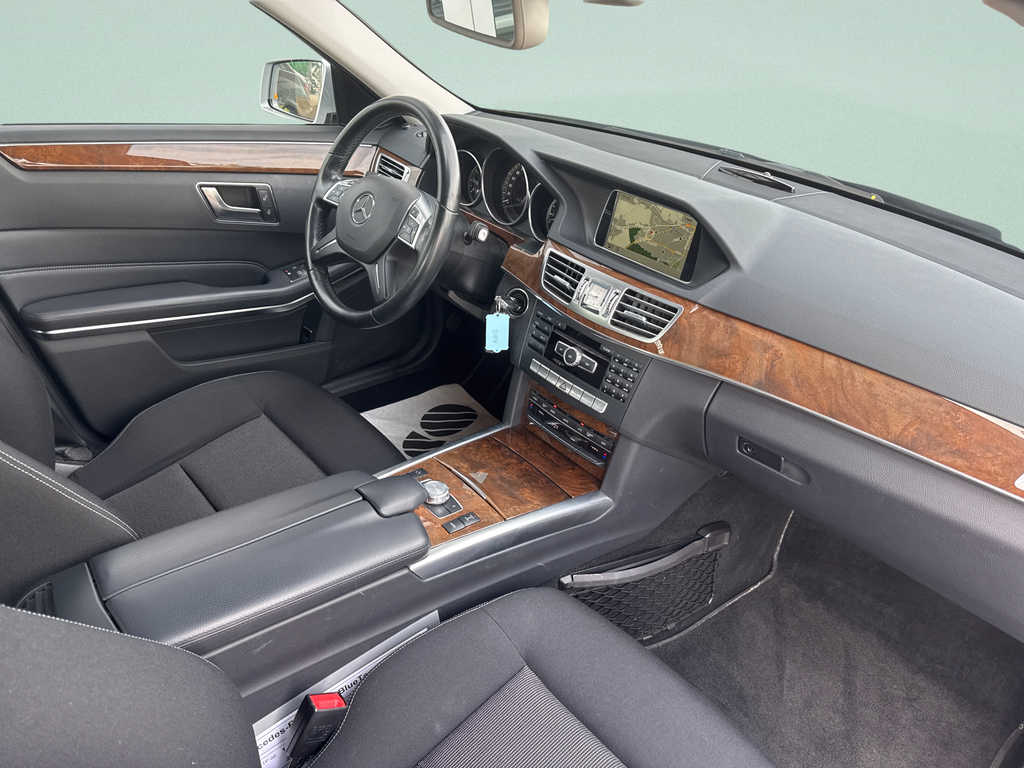 Mercedes-Benz E 350 350 BlueTec 4MATIC (foto 11)