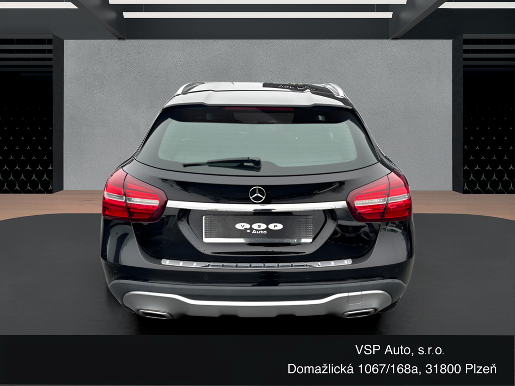 Mercedes-Benz GLA 200 URBAN paket GLA 200d 4MATIC (foto 3)