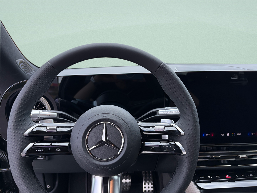 Mercedes-Benz CLA 220 (foto 9)