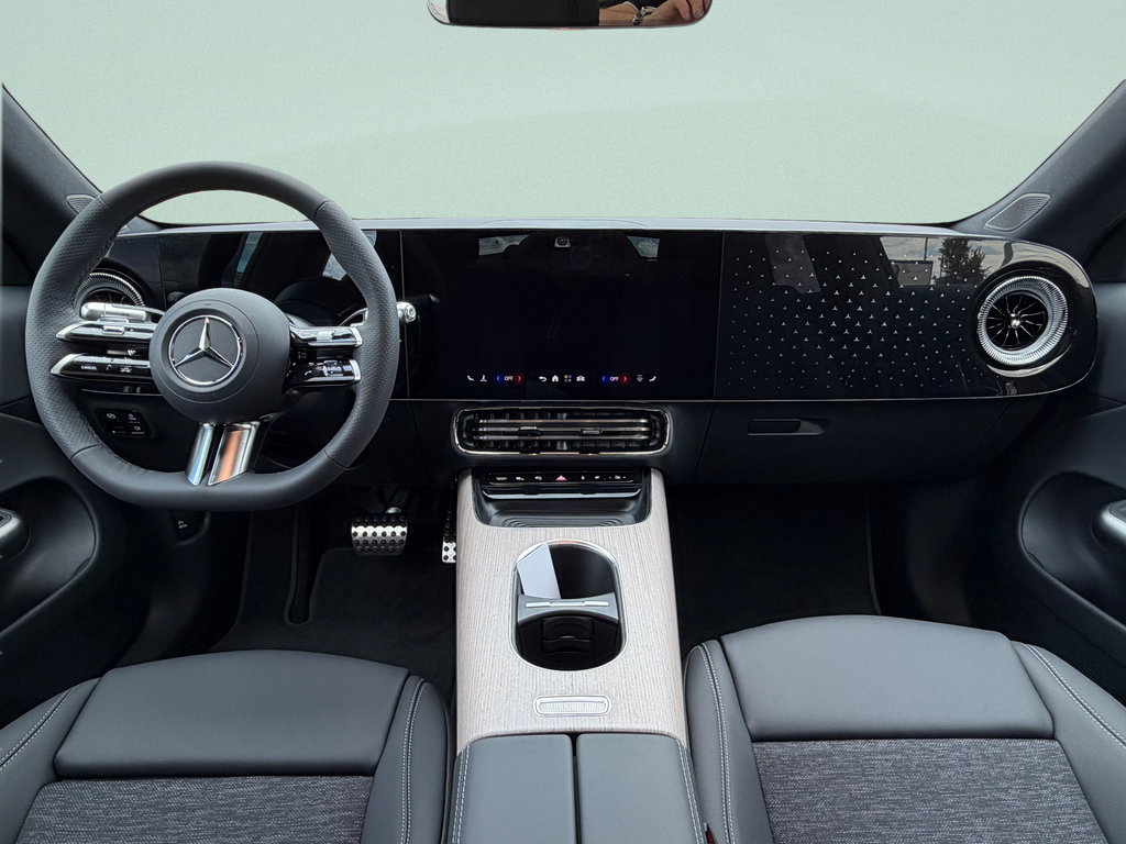 Mercedes-Benz CLA 220 (foto 10)