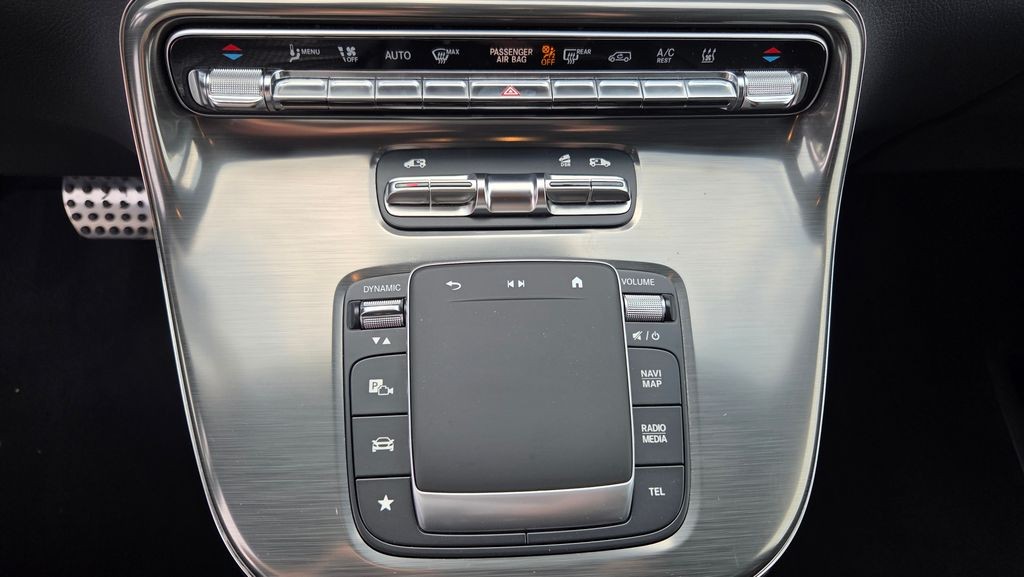 Mercedes-Benz V 300 300d/L EXCLUSIVE 4MATIC (foto 13)
