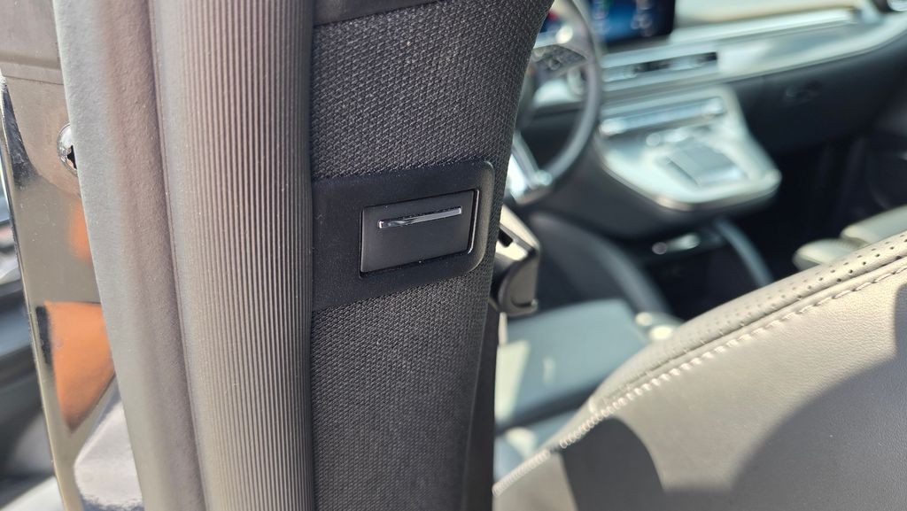 Mercedes-Benz V 300 300d/L EXCLUSIVE 4MATIC (foto 21)