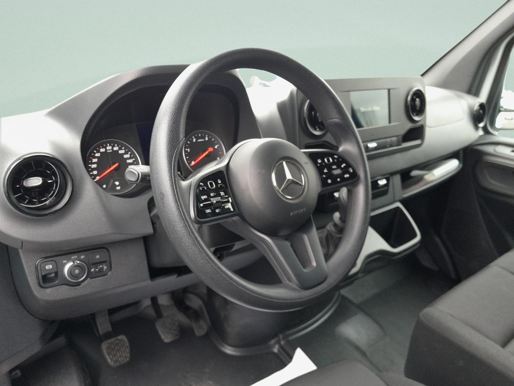 Mercedes-Benz Sprinter 317 CDI/S, MBUX, kamera (foto 8)