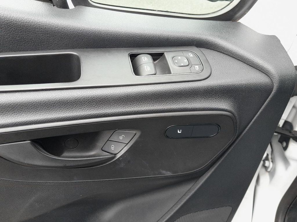 Mercedes-Benz Sprinter 317 CDI/S, MBUX, kamera (foto 13)