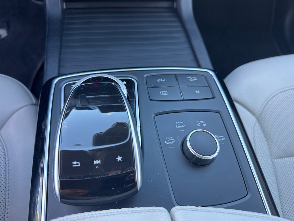 Mercedes-Benz GLE 350 AMG paket 350d 4MATIC kupé (foto 15)