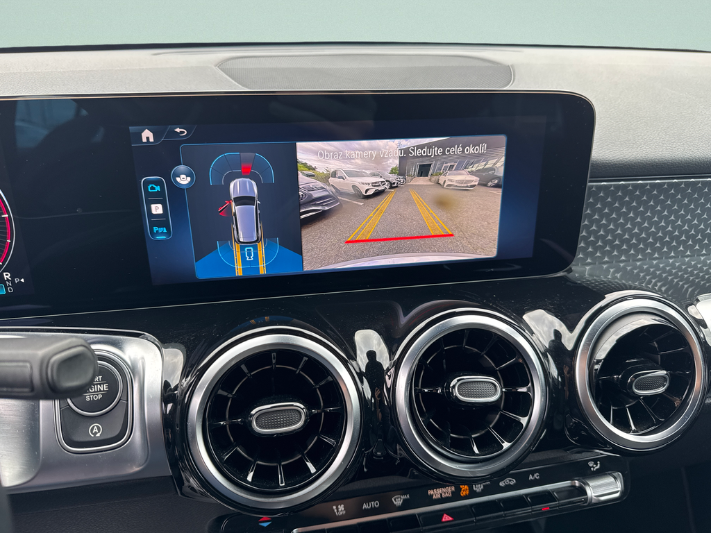 Mercedes-Benz GLB 200 200d 4MATIC (foto 16)