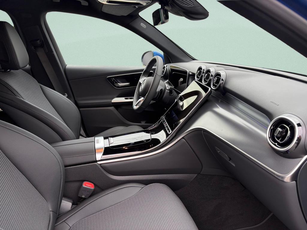 Mercedes-Benz GLC 220 d 4MATIC (foto 11)