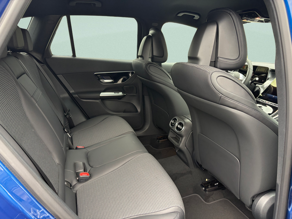 Mercedes-Benz GLC 220 d 4MATIC (foto 13)