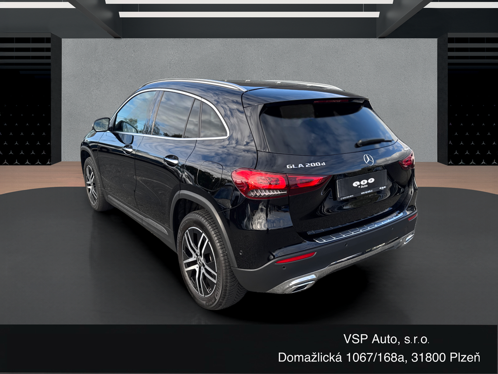 Mercedes-Benz GLA 200 PROGRESSIVE 200d 4MATIC (foto 2)