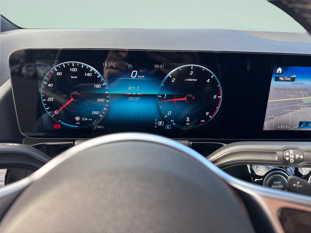 Mercedes-Benz GLA 200 PROGRESSIVE 200d 4MATIC (foto 9)