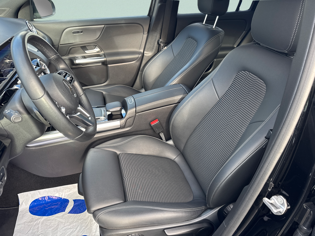 Mercedes-Benz GLA 200 PROGRESSIVE 200d 4MATIC (foto 12)