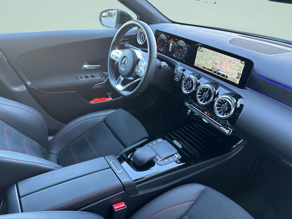 Mercedes-Benz A 250 AMG paket 250 (foto 10)