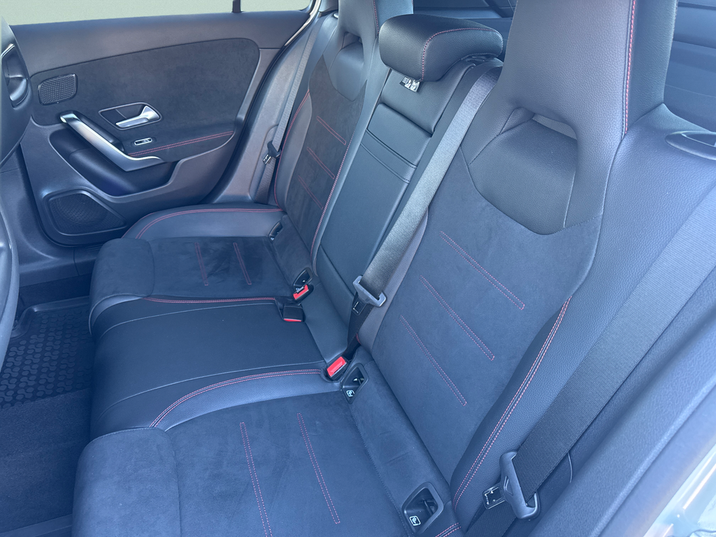 Mercedes-Benz A 250 AMG paket 250 (foto 12)