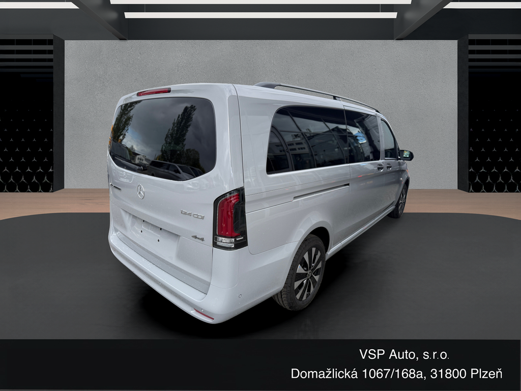 Mercedes-Benz Vito 124 CDI TOURER SELECT XL 4x4 Sklad (foto 4)