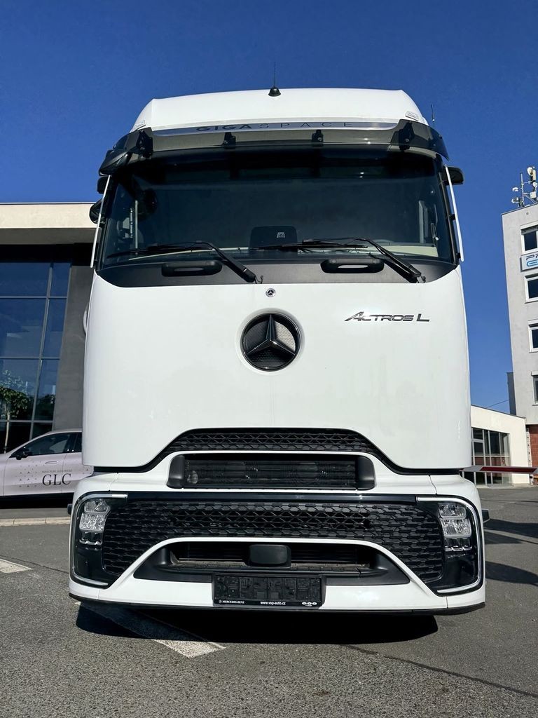Mercedes-Benz Actros 1848 LS 4x2 (foto 1)