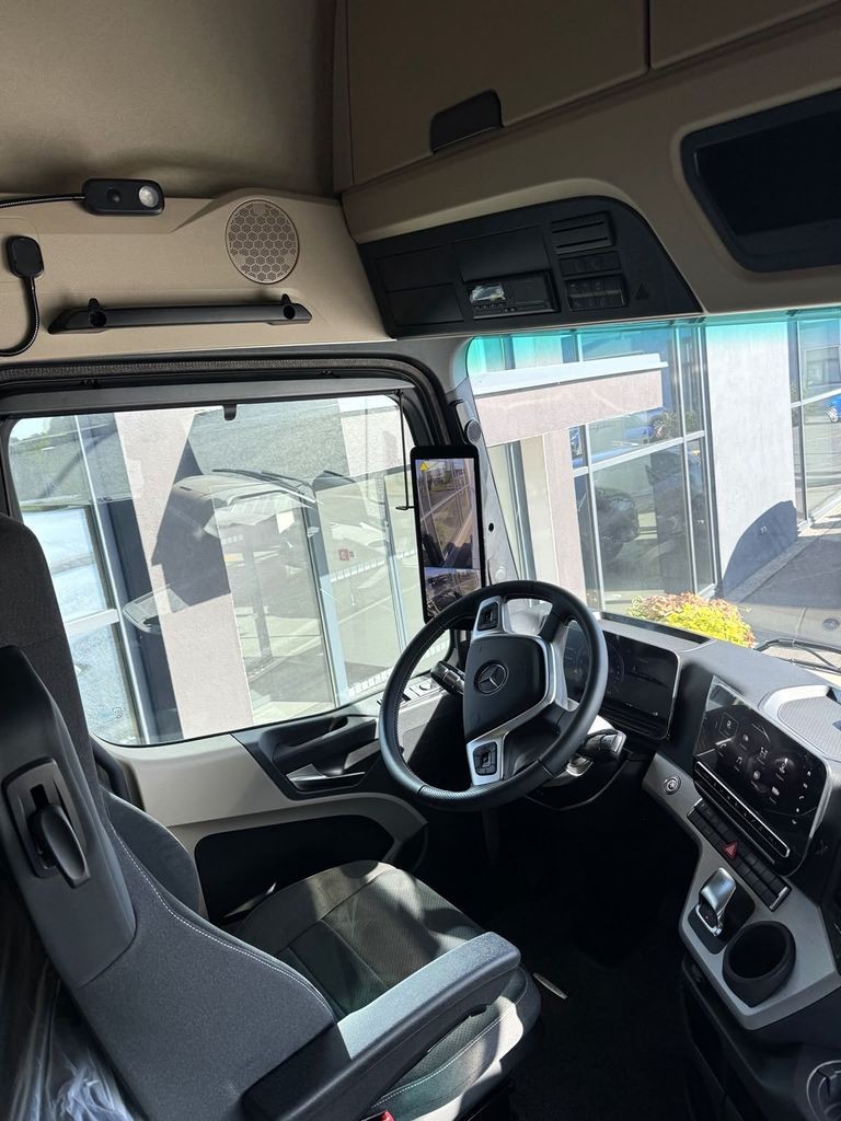 Mercedes-Benz Actros 1848 LS 4x2 (foto 4)