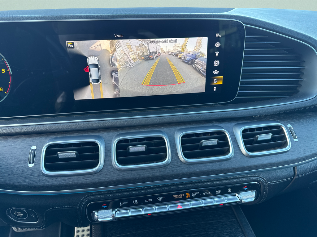 Mercedes-Benz GLE 400 Coupe AMG paket 400d kupé (foto 17)