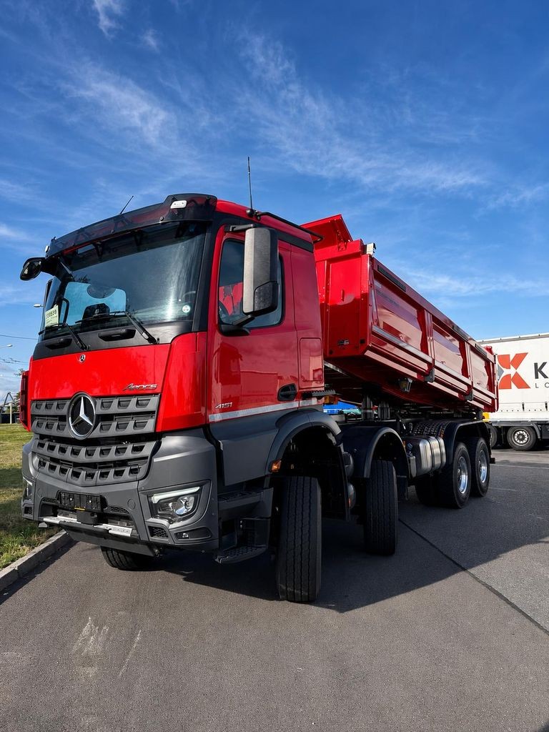 Mercedes-Benz Arocs Grounder 4151 AK 8x6/4 (foto 1)