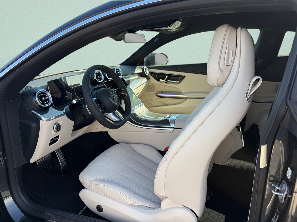 Mercedes-Benz CLE 200 4MATIC kupé (foto 13)