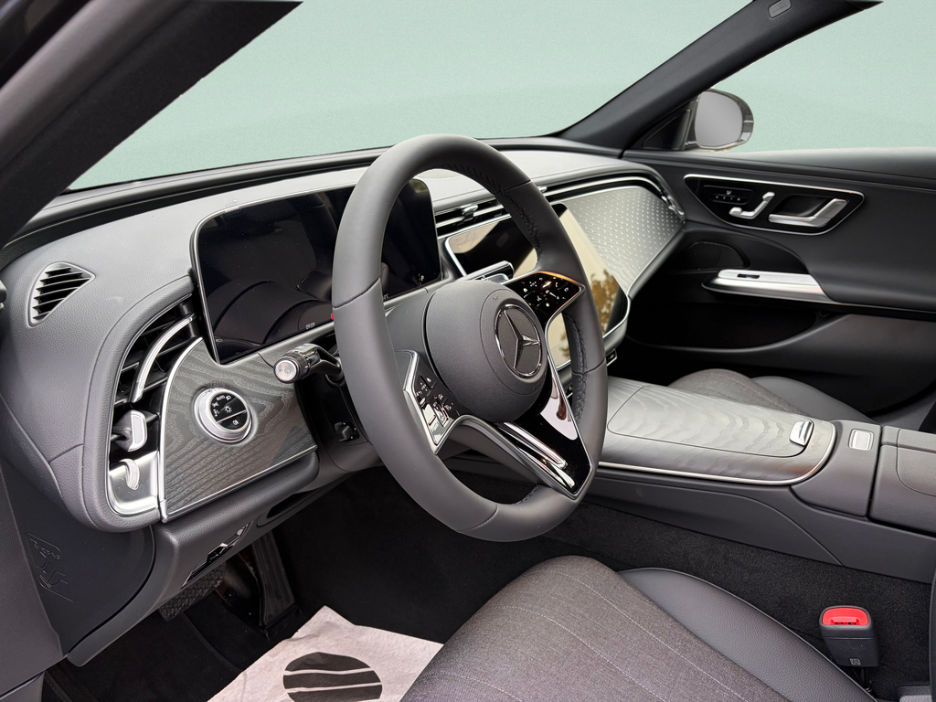 Mercedes-Benz E 220 d 4MATIC (foto 9)