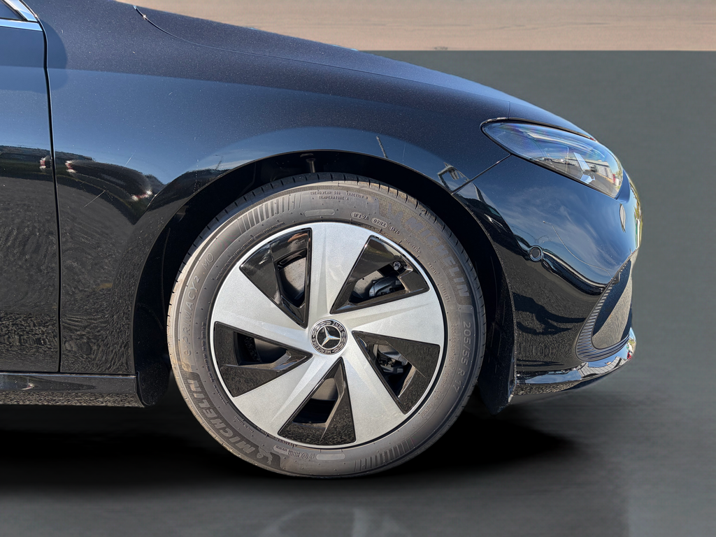 Mercedes-Benz CLA 200 Shooting Brake (foto 14)