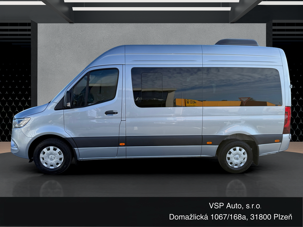 Mercedes-Benz Sprinter Select TOURER 4x2 8 míst automat 3,5t koule (foto 9)