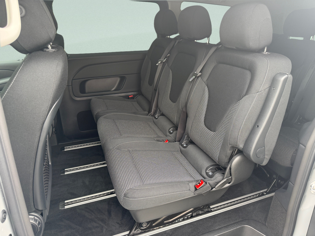 Mercedes-Benz V 300 STYLE 4MATIC XL Edition 140 years 8 míst (foto 7)