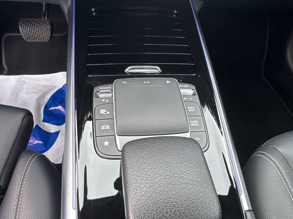 Mercedes-Benz GLB 200 PROGRESSIVE 200d 4MATIC (foto 14)