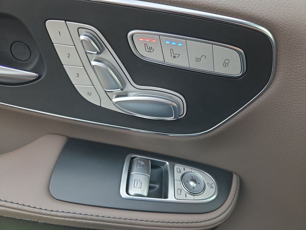 Mercedes-Benz V 300 EXCLUSIVE 300d/XL 4MATIC, Airmatic (foto 14)