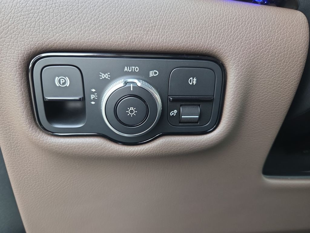 Mercedes-Benz V 300 EXCLUSIVE 300d/XL 4MATIC, Airmatic (foto 15)