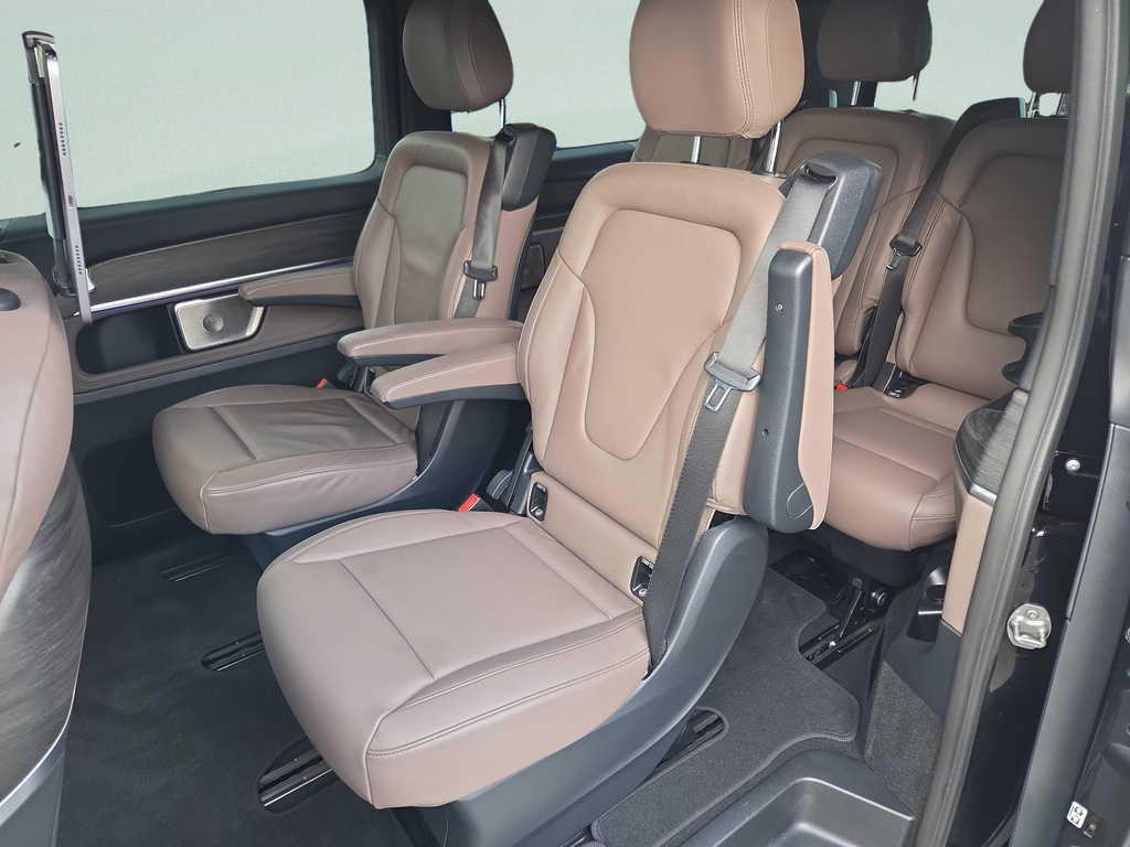 Mercedes-Benz V 300 EXCLUSIVE 300d/XL 4MATIC, Airmatic (foto 18)