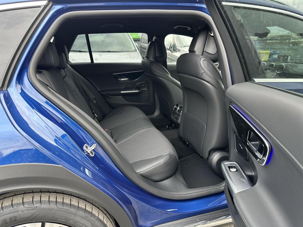 Mercedes-Benz C 220 d 4MATIC All-Terrain (foto 13)