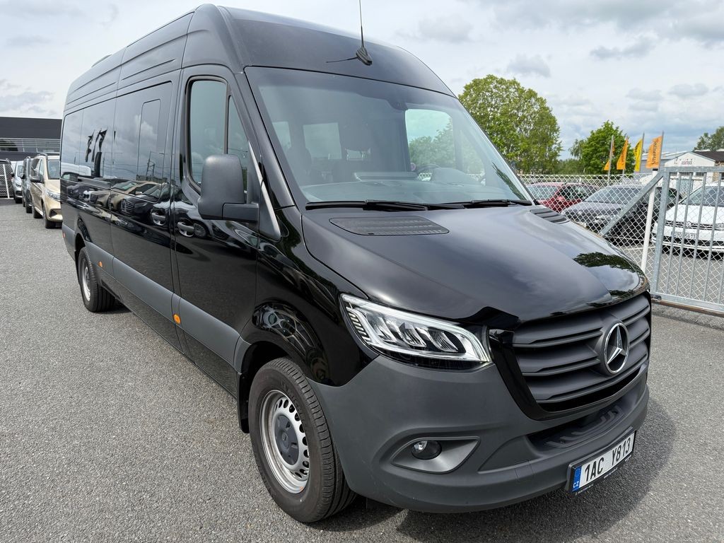 Mercedes-Benz Sprinter TOURER L (foto 2)
