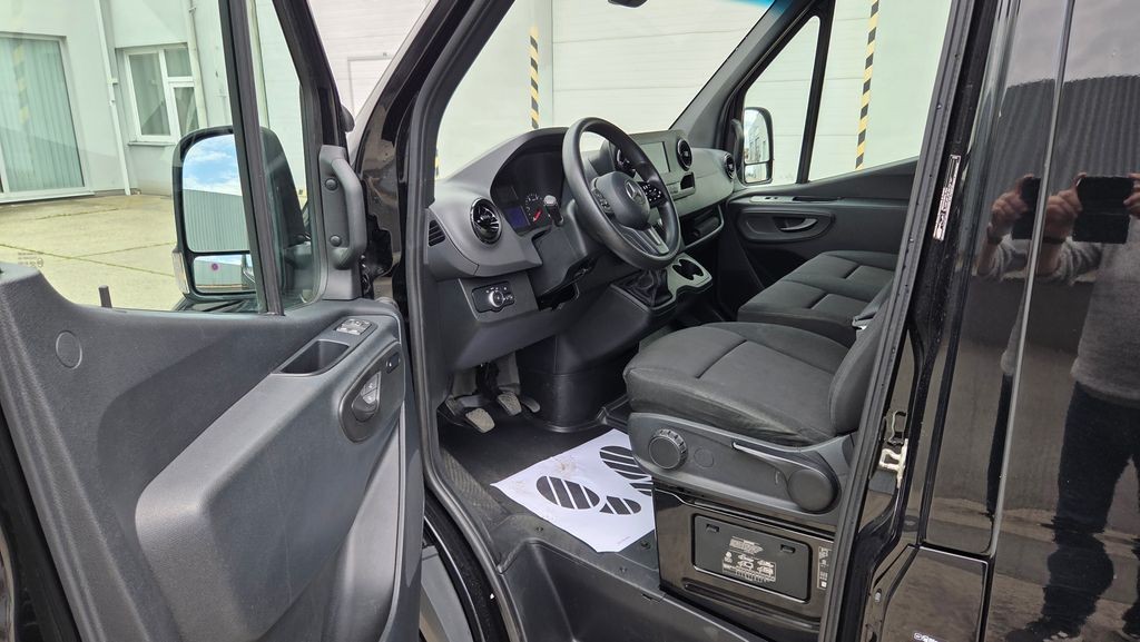 Mercedes-Benz Sprinter 317 CDI/L senzory, kamera (foto 8)