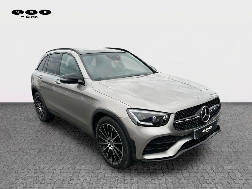 Mercedes-Benz GLC 300 AMG paket rezervováno (foto 6)