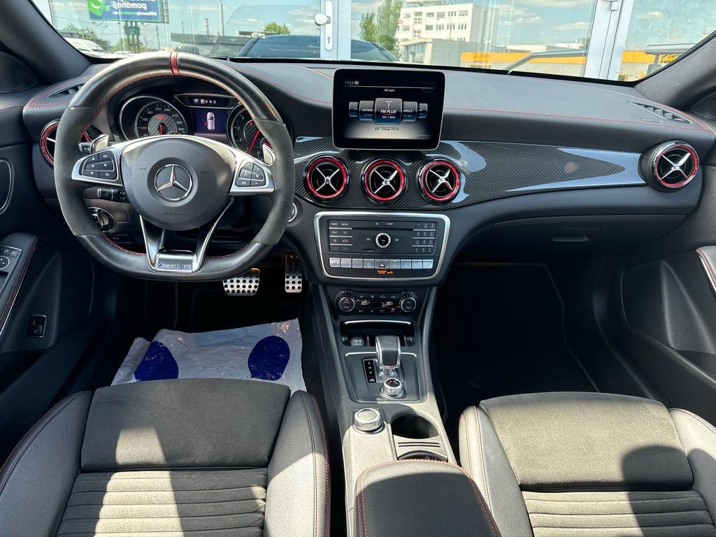 Mercedes-Benz CLA 45 AMG Shooting Brake 45 4MATIC Shooting Break (foto 9)