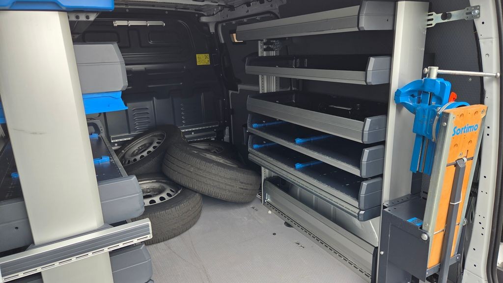 Mercedes-Benz Vito 114 CDI/L dílna Sortimo (foto 17)