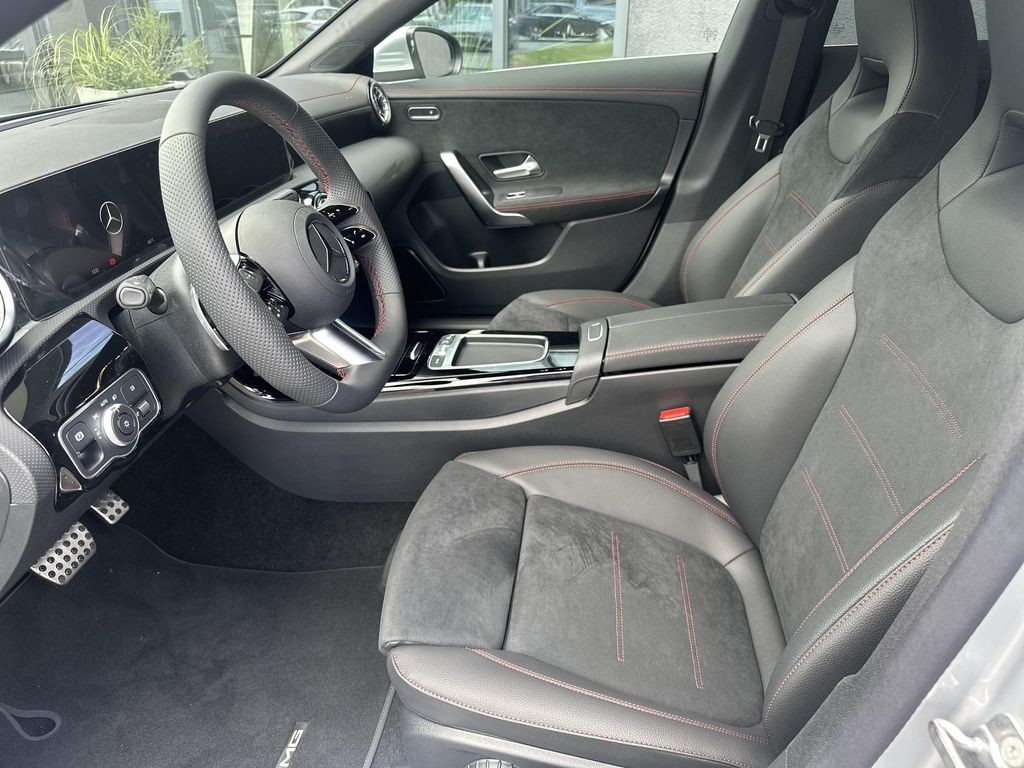 Mercedes-Benz CLA 200 d AMG Style Edition (foto 12)