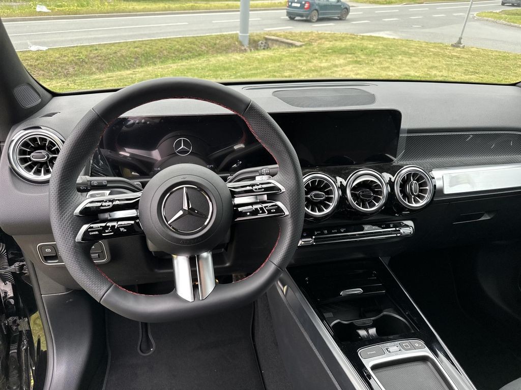 Mercedes-Benz GLB 200 d 4MATIC (foto 9)