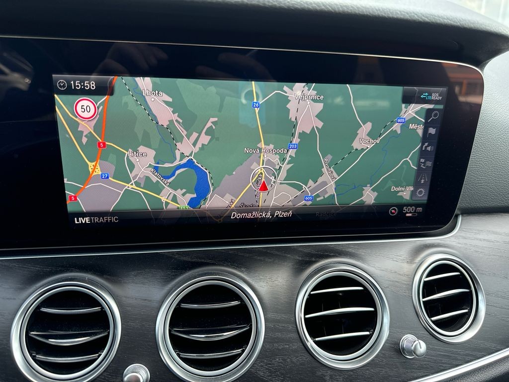Mercedes-Benz E 220 220d 4MATIC (foto 15)